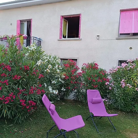 D'hotes Chez Nous Nantheuil